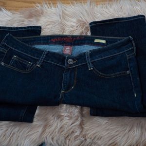 Arizona Dark Wash Boot Cut Jeans • 5S